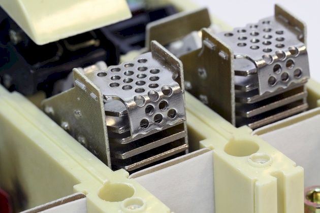 Автоматический выключатель ВА51-35М1 340010 УХЛ3 16А Texenergo Автоматический выключатель ВА51-35М1 340010 УХЛ3 16А Texenergo