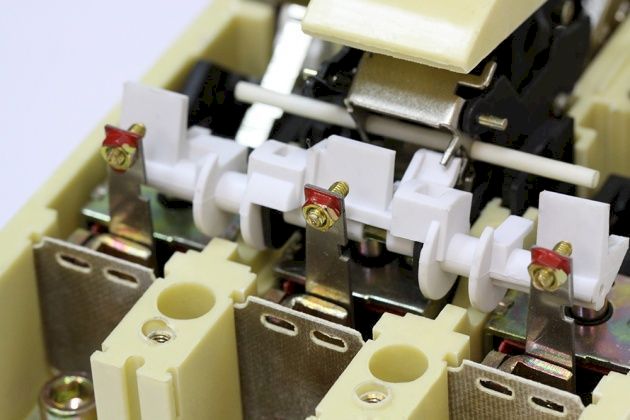 Автоматический выключатель ВА51-35М1 340010 УХЛ3   31.5А  Texenergo