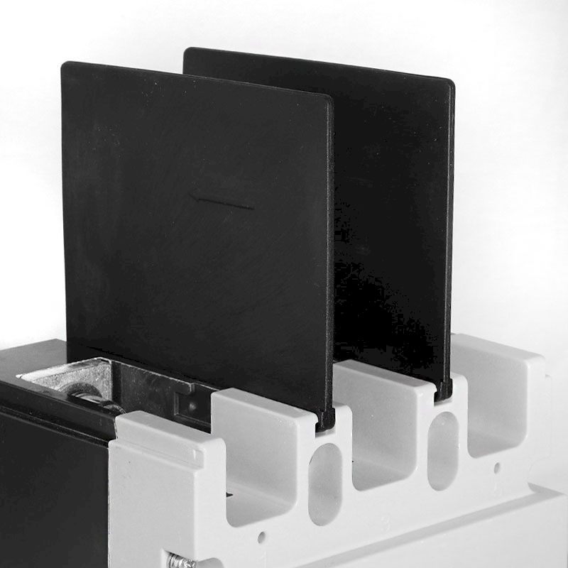 Автоматический выключатель ВА67-35 NM1-250/3P 100А 25кА