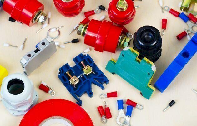 Клеммный зажим ЗНИ - 10мм   серый