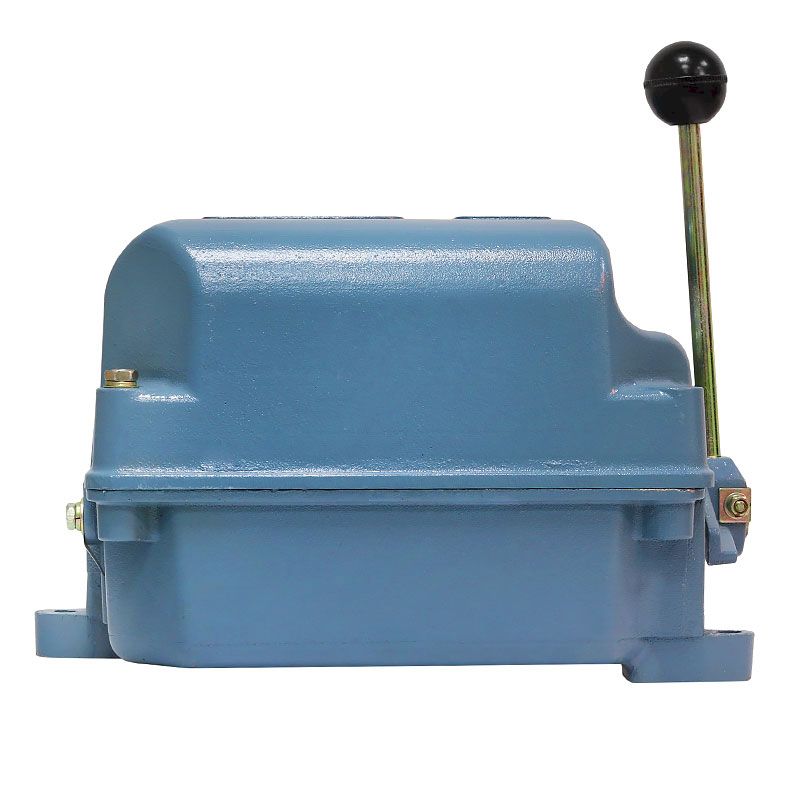 Командоконтроллеры ККТ-68   IP40