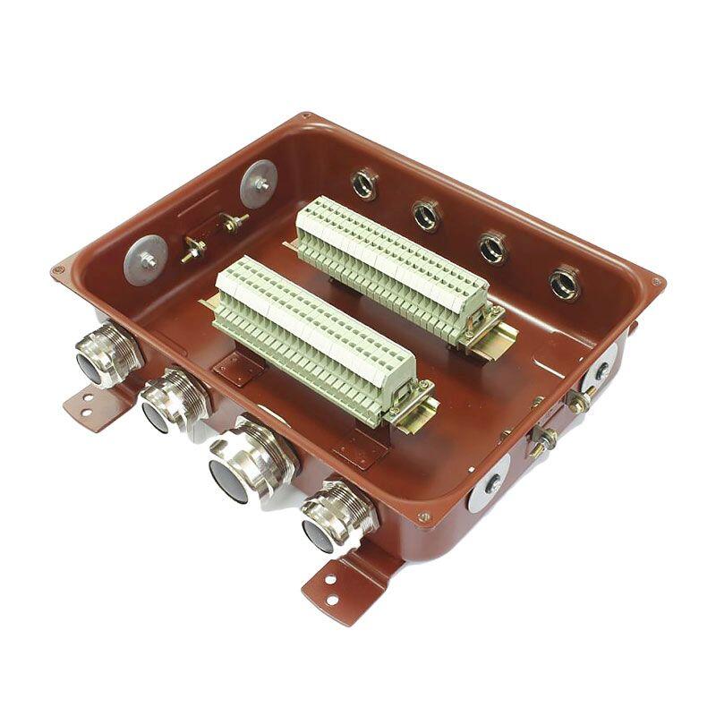 Коробка монтажная КМ 65-40 УХЛ1,5 латунный ввод IP65 ЗЭТАРУС Коробка монтажная КМ 65-40 УХЛ1,5 латунный ввод IP65 ЗЭТАРУС