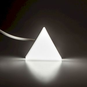 Модуль соединительный светодиодный ЭРА SML-AC-B-6K-03 для светильников SML 3Вт 6500K 270Лм треугольник черный Модуль соединительный светодиодный ЭРА SML-AC-B-6K-03 для светильников SML 3Вт 6500K 270Лм треугольник черный