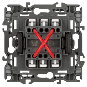 Переключатель перекрестный ЭРА Серия 12 12-1108-01М , 10АХ-250В, белый матовый