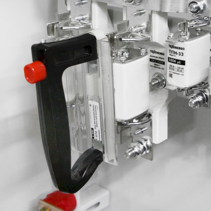 Плавкая вставка ППН33   8А габарит 00