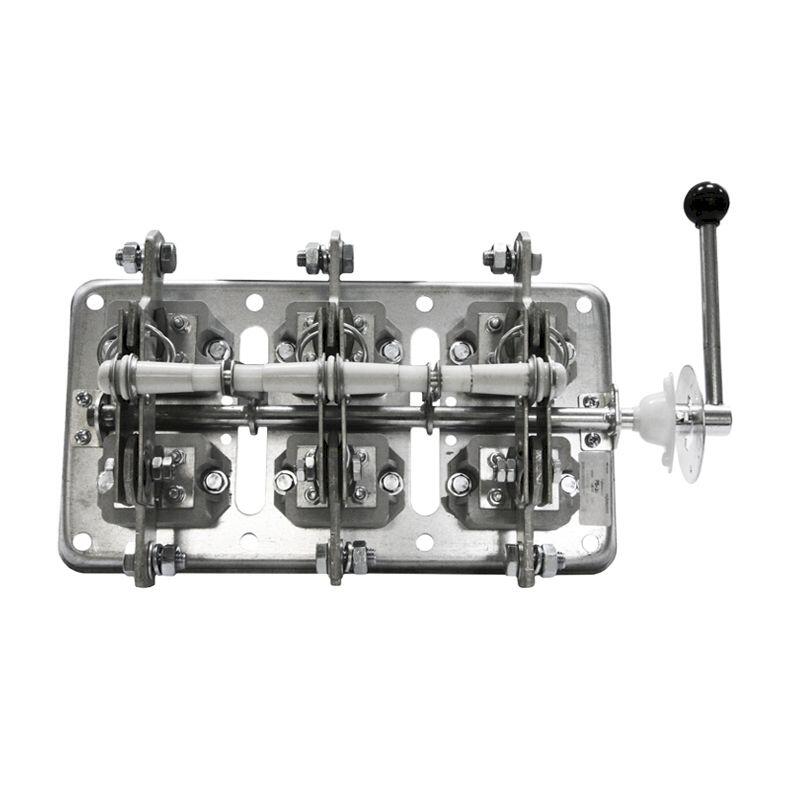 Разъединитель РБ 6/П 630А с правым приводом Разъединитель РБ 6/П 630А с правым приводом