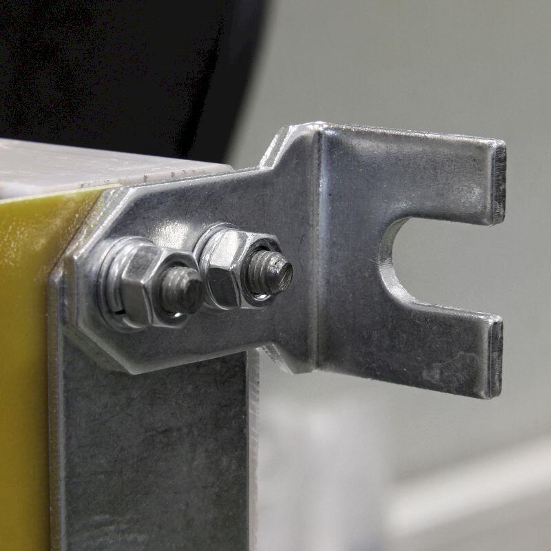 Разъединитель РЕ19-4411160 00 УХЛ3 рычаг д/пополюсн.опер.штангой Разъединитель РЕ19-4411160 00 УХЛ3 рычаг д/пополюсн.опер.штангой