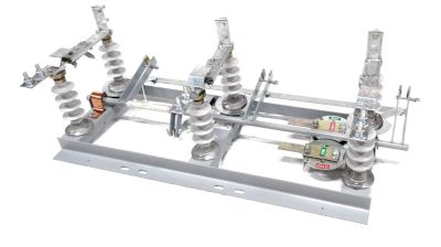 Разъединитель РЛНД -1-10 IV/630 УХЛ1 с приводом ПРНЗ-10 (AL) (Полимер)