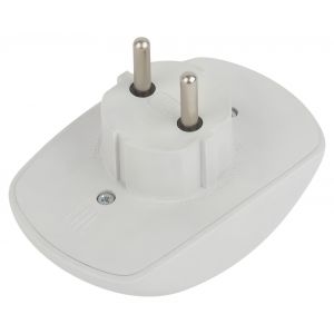 Разветвитель электрический ЭРА SPx-2-W на 2 розетки без заземления 10А белый Разветвитель электрический ЭРА SPx-2-W на 2 розетки без заземления 10А белый