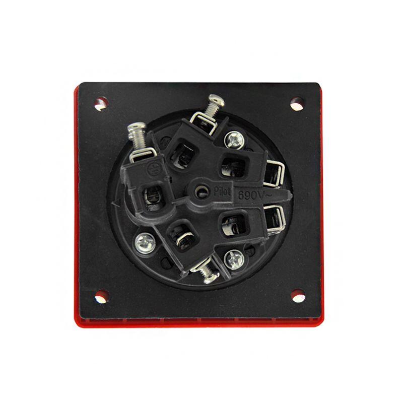 Розетка 3352 стац.  СУ 3P+PE+N    63А   380В  IP67