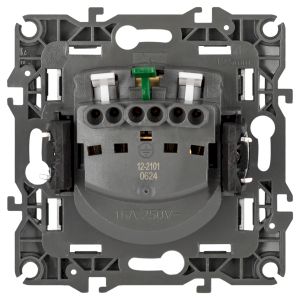 Розетка ЭРА Серия 12 12-2101-01М 2P+E Schuko, 16А-250В, белый матовый