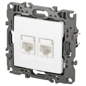 Розетка ЭРА Серия 12 12-3108-01М информационная двойная 2XRJ45, белый матовый Розетка ЭРА Серия 12 12-3108-01М информационная двойная 2XRJ45, белый матовый