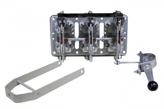 Рубильник РЦ-6 630А центральный привод