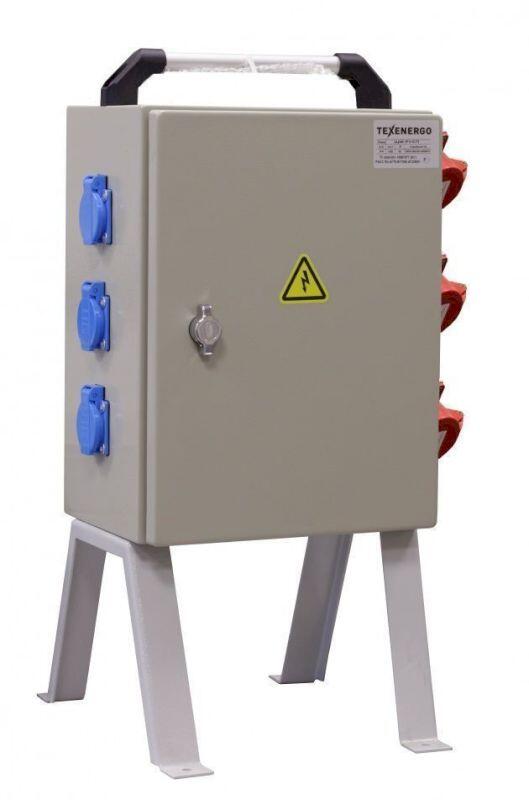 Щит механизации ЩМ- РУСП- 100-3х1П-3х3П IP54 (ВВ-100А с УЗО, 3 роз. 1Р+N+РЕ 16A, 3 роз. 3Р+N+PE 32А) Щит механизации ЩМ- РУСП- 100-3х1П-3х3П IP54 (ВВ-100А с УЗО, 3 роз. 1Р+N+РЕ 16A, 3 роз. 3Р+N+PE 32А)