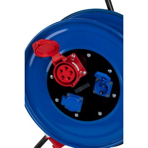 Удлинитель силовой ЭРА IND380-RM-3e-5x4-50m-IP44 380В на катушке 3 розетки 1xCEE 5P/2xSCHUKO 50м КГ 5х4 32A IP44 Удлинитель силовой ЭРА IND380-RM-3e-5x4-50m-IP44 380В на катушке 3 розетки 1xCEE 5P/2xSCHUKO 50м КГ 5х4 32A IP44