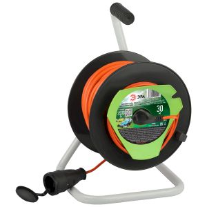 Удлинитель силовой ЭРА RP-1e-3x1.5-30m на пластиковой катушке c заземлением 1 розетка 30м ПВС 3х1,5мм2 Удлинитель силовой ЭРА RP-1e-3x1.5-30m на пластиковой катушке c заземлением 1 розетка 30м ПВС 3х1,5мм2