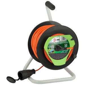 Удлинитель силовой ЭРА RP-1e-3x1.5-50m на пластиковой катушке c заземлением 50м 1 розетка ПВС 3х1,5мм2 Удлинитель силовой ЭРА RP-1e-3x1.5-50m на пластиковой катушке c заземлением 50м 1 розетка ПВС 3х1,5мм2
