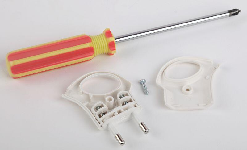 V1 ЭРА Вилка б/з 6A с кольцом непрямой ввод белая (10/200/9600) V1 ЭРА Вилка б/з 6A с кольцом непрямой ввод белая (10/200/9600)