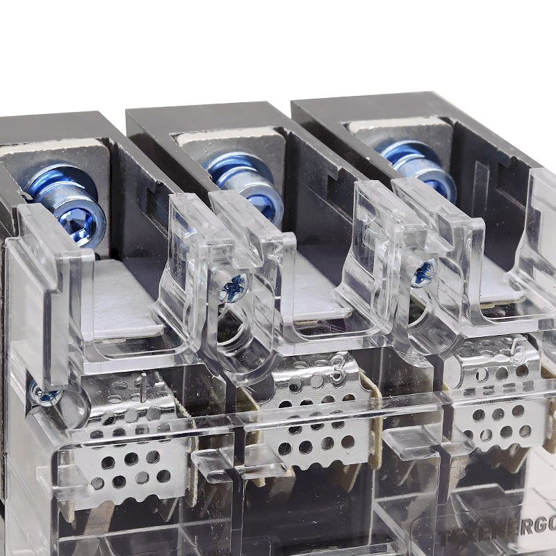 Выключатель-разъединитель ВР-NM1/250 3п 160А прозрачный корпус Выключатель-разъединитель ВР-NM1/250 3п 160А прозрачный корпус