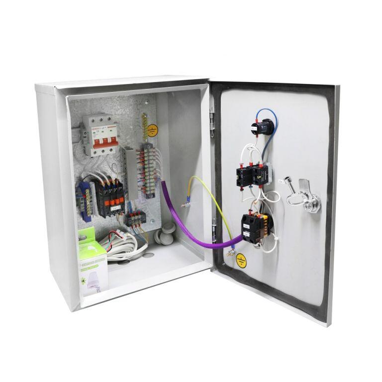 Ящик управления освещением ЯУО-9602-3674  IP54 (40А, ФР)